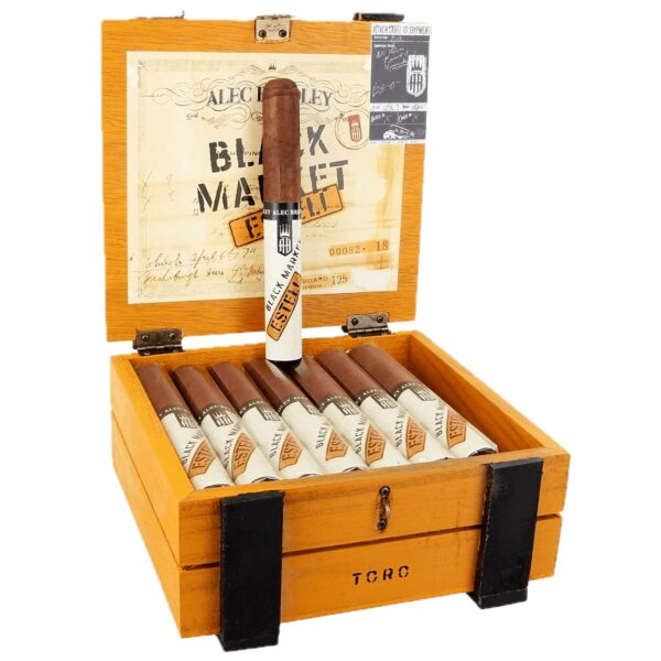 Alec Bradley Black Market Esteli Toro（6.0 英寸 x 52）