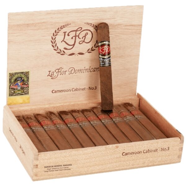 La Flor Dominicana Cameroon Cabinet No. 3 (4.7" x 40)